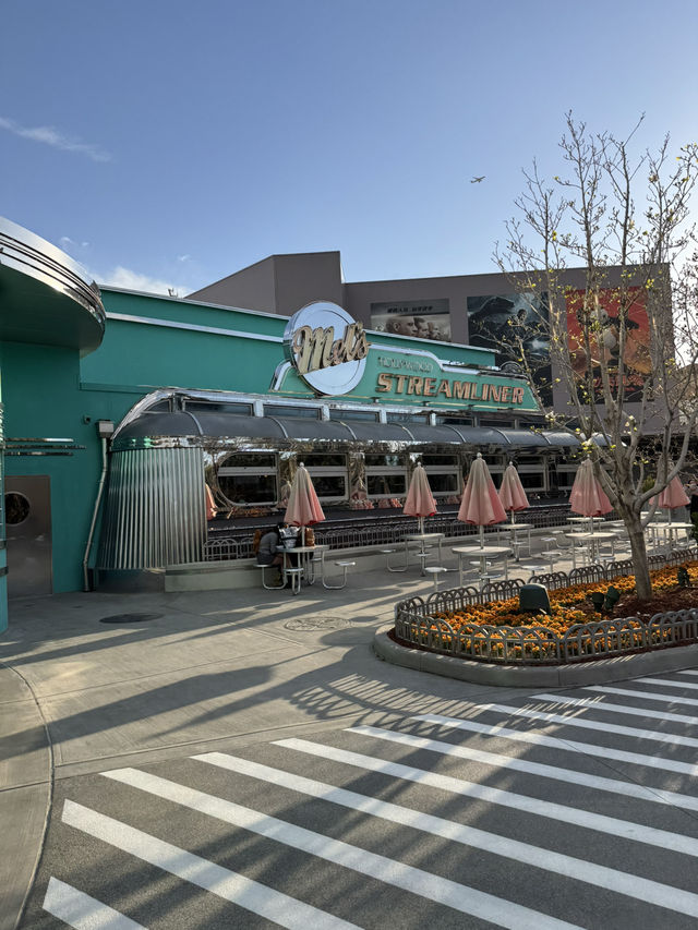 Dine in a retro atmosphere.