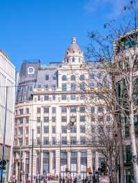 Regent Street’s Elegance in Motion 🛍️