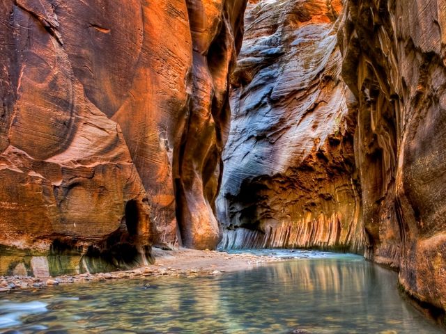 Zion National Park Hiking: The oldest Utah's park!