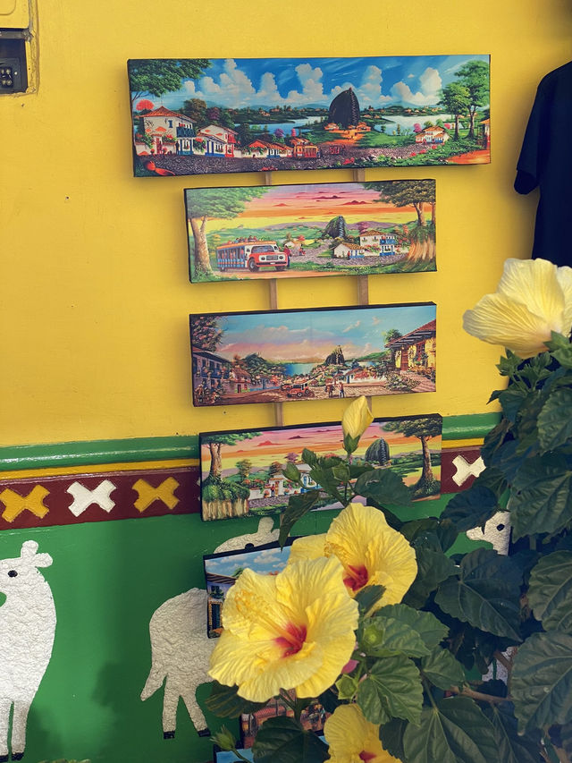 Colombia Trip: Chromatic Streets in Guatape is perfect for Influencers!