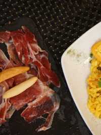 Madrid | Cosy local restaurant with good Spanish food
