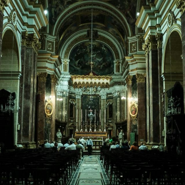 Step Inside Malta’s Churches – History and Light ✨⛪