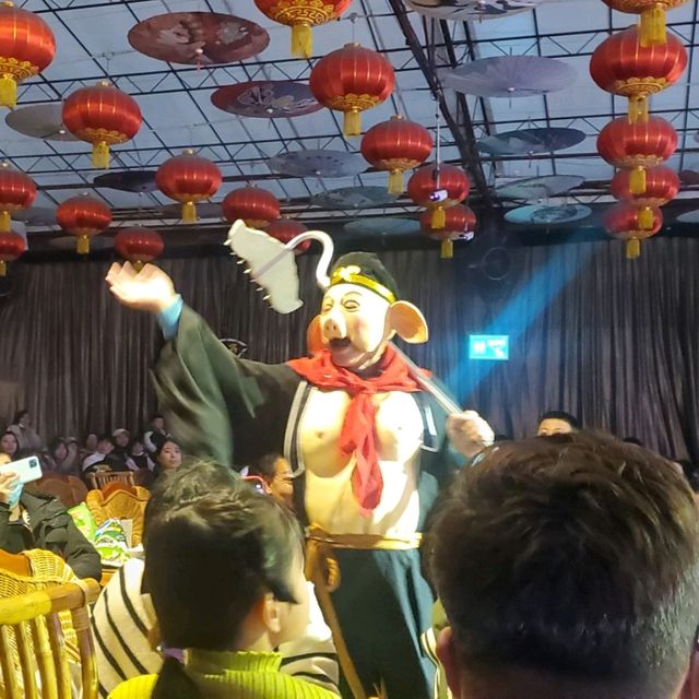 Mind-blowing Face Changing Act of the Sichuan Opera 