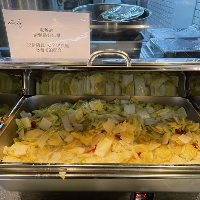 餐廳不大但很滿意的酒店早餐｜上海虹橋會展中心Moxy