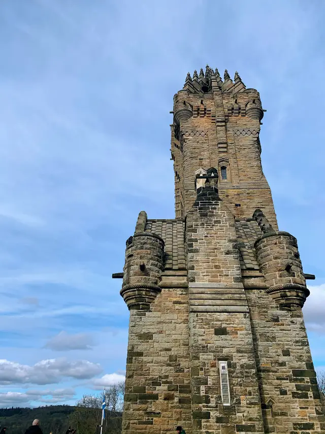 Stirling, feel the breath of Scottish Highland heroes.