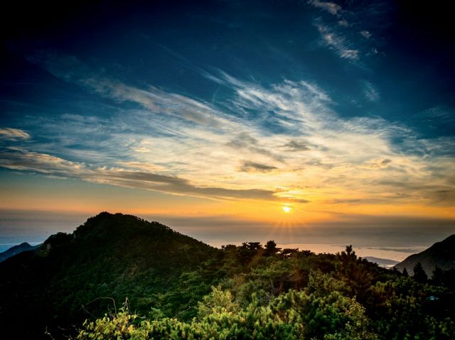 江西廬山,不識廬山真面目,只緣身在此山中