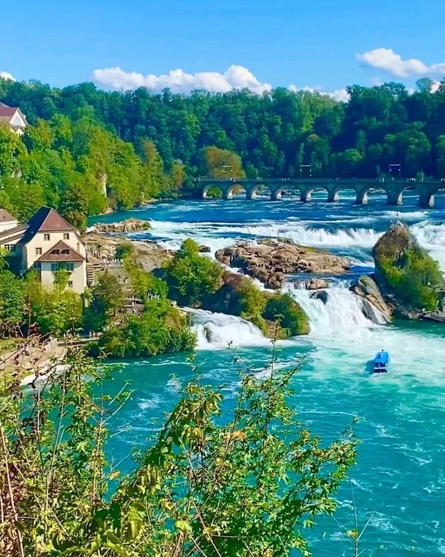 Swiss Wonders Unveiled: 3 Enchanting Destinations 🇨🇭✨