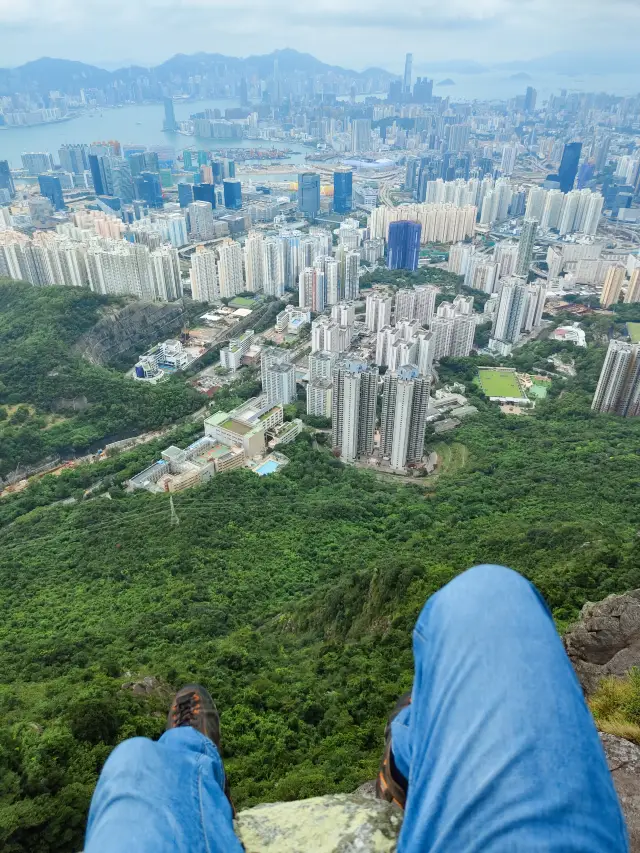 Hong Kong one-day hiking route, into the nature