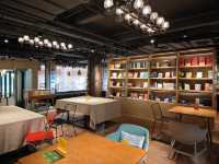 第一百貨竟然藏著個安靜的“大”書店