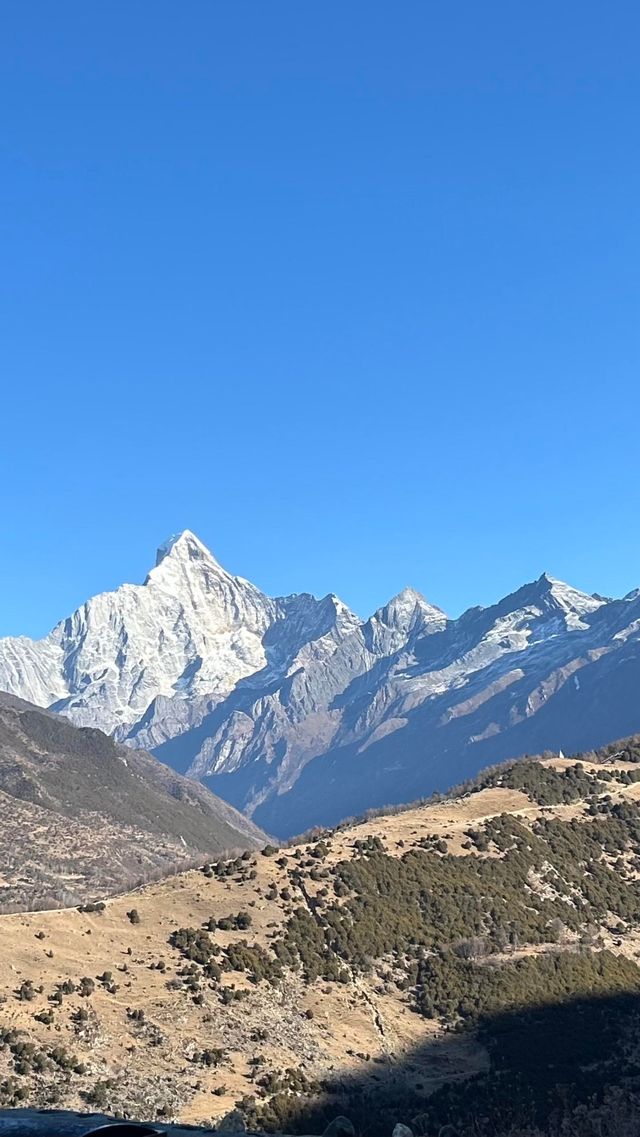 下雪後的四姑娘山太漂亮了