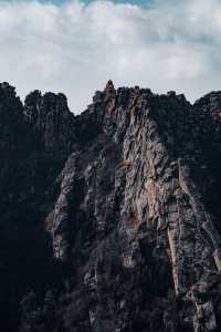 寧武芦芽山：峰巒疊翠，畫屏綿延