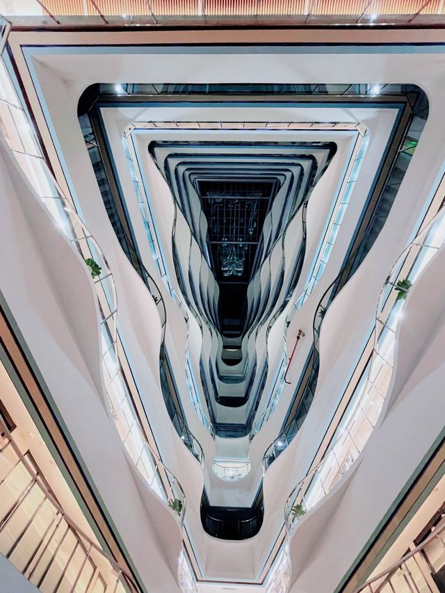 衛星大廈打卡深圳科技感十足的建築|||深圳有些建築的結構