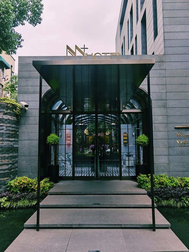 獨家揭秘！黑石M+酒店的藝術之旅