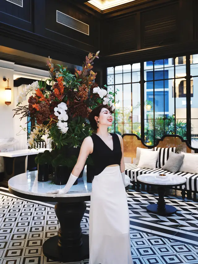 시쐉반나 이 호텔은 꽤 위험해요!!!