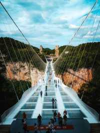 Daring views from Grand Canyon Glass bridge Sky walk