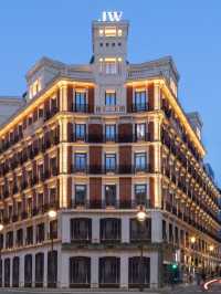 🌟 Madrid's Marvel: Luxury at JW Marriott ✨