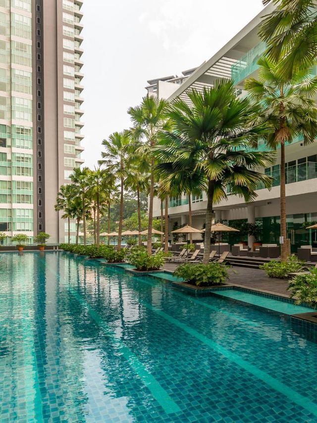 🌟 Kuala Lumpur's Spacious Luxury: Lanson Place 🌟