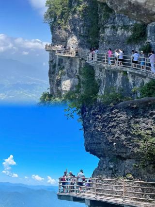 Longtou Mountain丨A mountain you don't need to climb, a must-visit spot for seniors and children