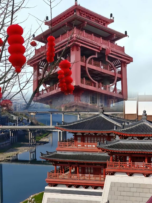 鐵山賞日，巴河泛舟，暢遊達州，玩在金秋。