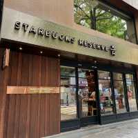 First starbucks store in Hanguk