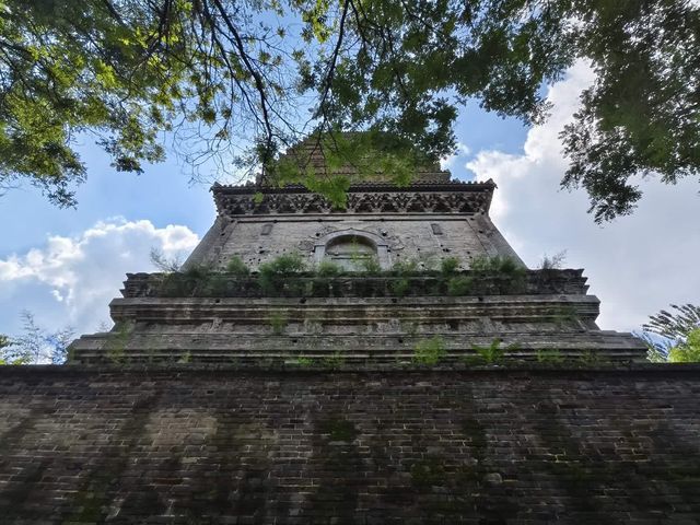 朝陽雙塔。