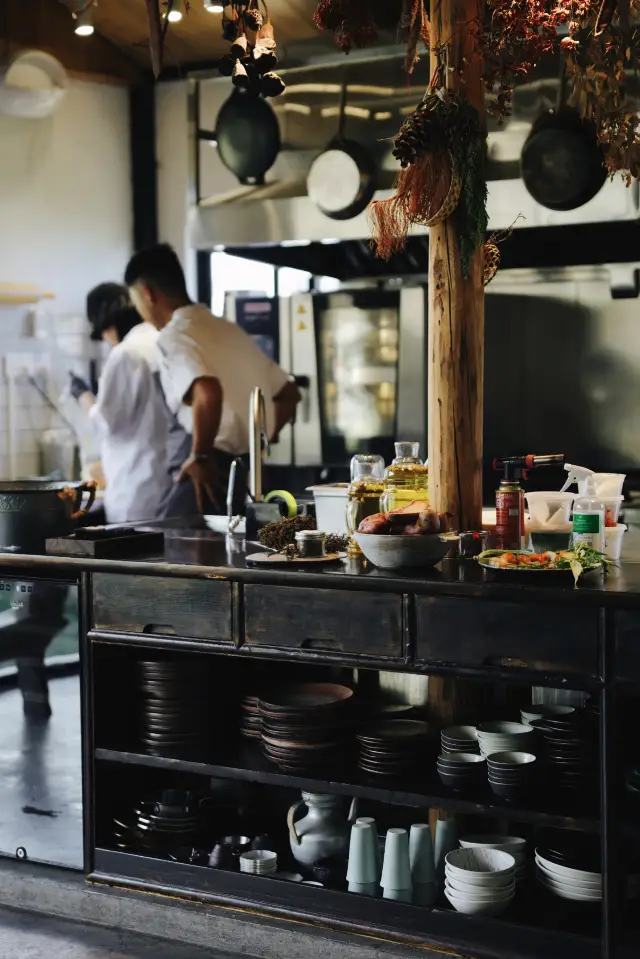 Dali Hidden Gem Restaurant Recommendation | Trout Restaurant.