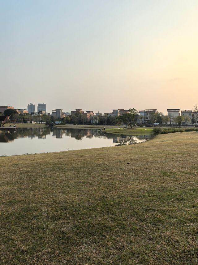 陳村新開發的公園！露營釣魚放風箏踩單車一園俱全