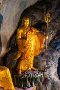 馬來西亞怡保天然喀斯特洞穴裡的古寺｜霹靂洞