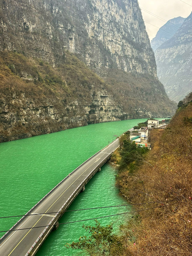走進中國唯一一個不允許外國人進入的峽谷—金口河大峽谷