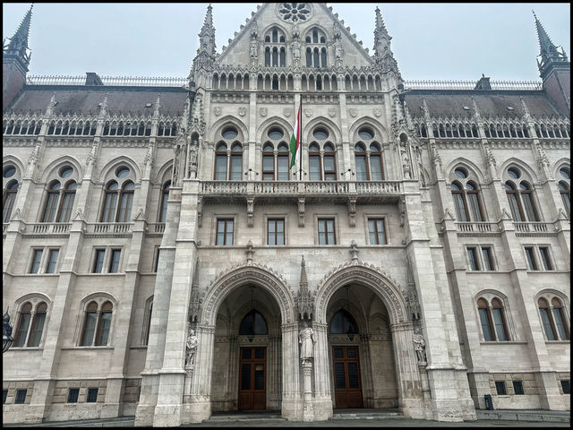 Hungarian parliament building 🤩