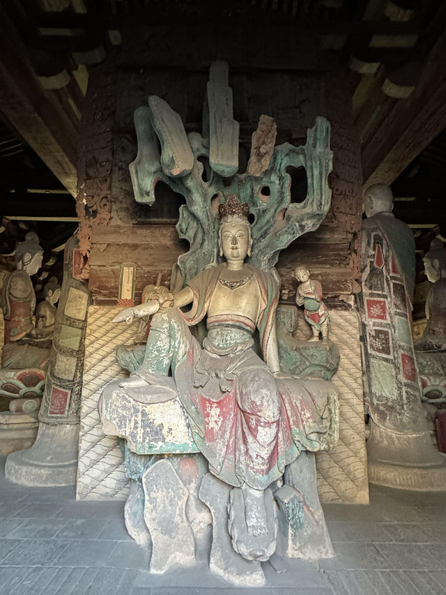 平遙鎮國寺：千年古剎的佛教藝術之旅
