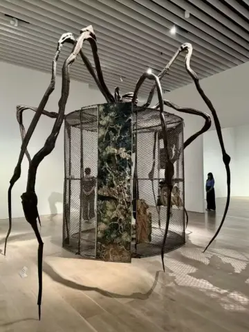 高空中的藝術殿堂:森美術館的多重感官之旅