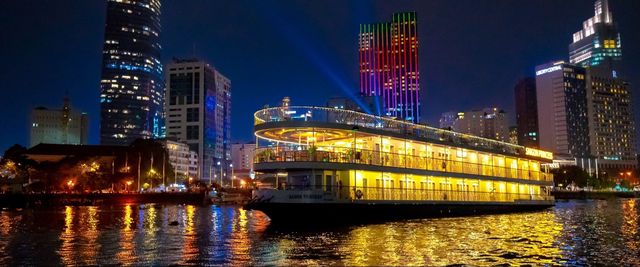 夜遊西貢河｜在公主號遊船上邂逅法式浪漫