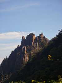 Huangshan - the loveliest mountain of China 🇨🇳 ⛰️