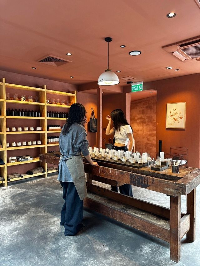 曼谷探店攻略：LE LABO Ari區最美門店打卡指南 