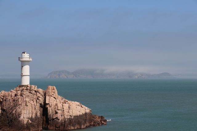 0蚊包起《後會無期》同款海島！紅白燈塔×懸崖石屋