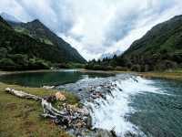 成都+都江堰+四姑娘山+稻城亞丁10日遊：從熊貓之都到天境之