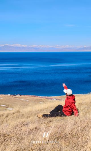 I thought Sayram Lake was already beautiful, until I used a 200-megapixel direct shot…