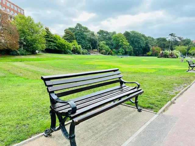 美麗又寧靜的伯恩茅斯下花園