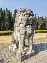 明祖陵神道石刻及陵冢玄宮