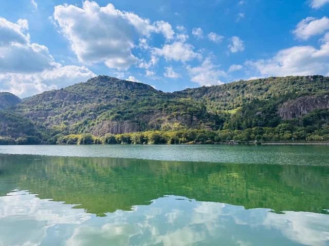 剛從楠溪江歸來，入住嘅甌北東方巨龍酒店畀咗我哋今次旅程一個完美句號，急不及待想將呢份美好分享畀大家！