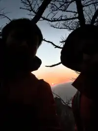 夜爬泰山6小時 · 星空日出雙buff 肌肉不酸