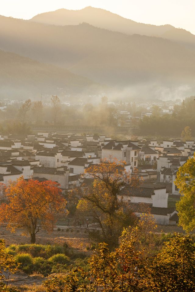皖南仙境古村落“盧村晨霧”|Trip.com 黟縣