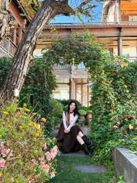 在麗江！！住進花園裡……真的好美！！！