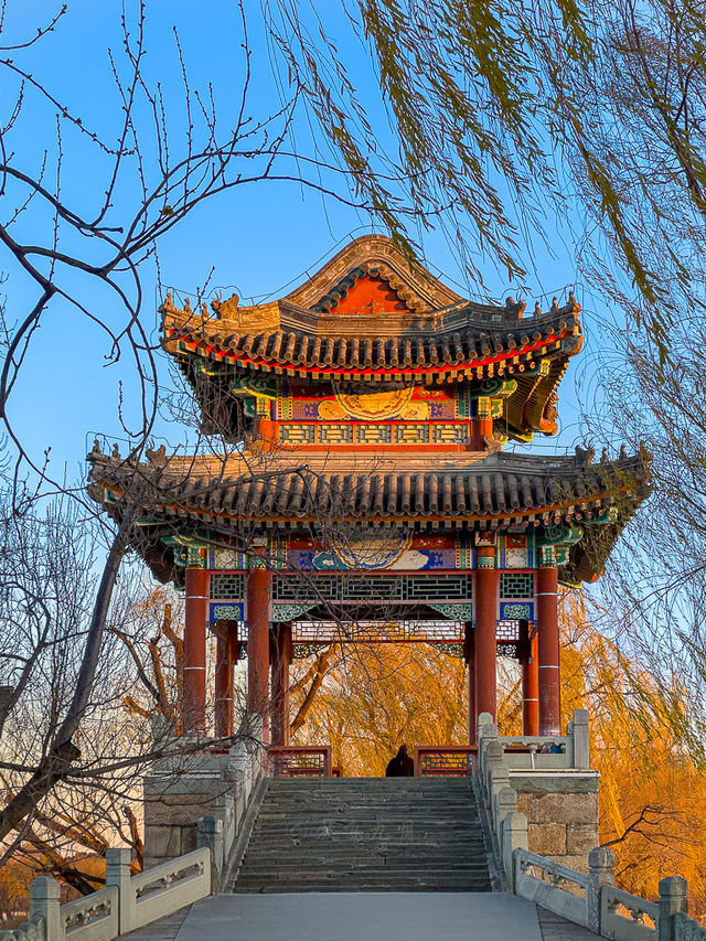 1204頤和園日出，西山橘紅像七彩丹霞