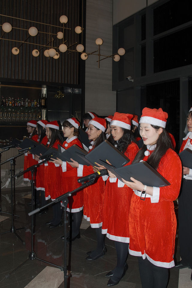 冬日綺境 · 藝術聖誕濟南君廷璀璨泉城 冬日綺境 · 藝術聖誕濟南君廷璀璨泉城