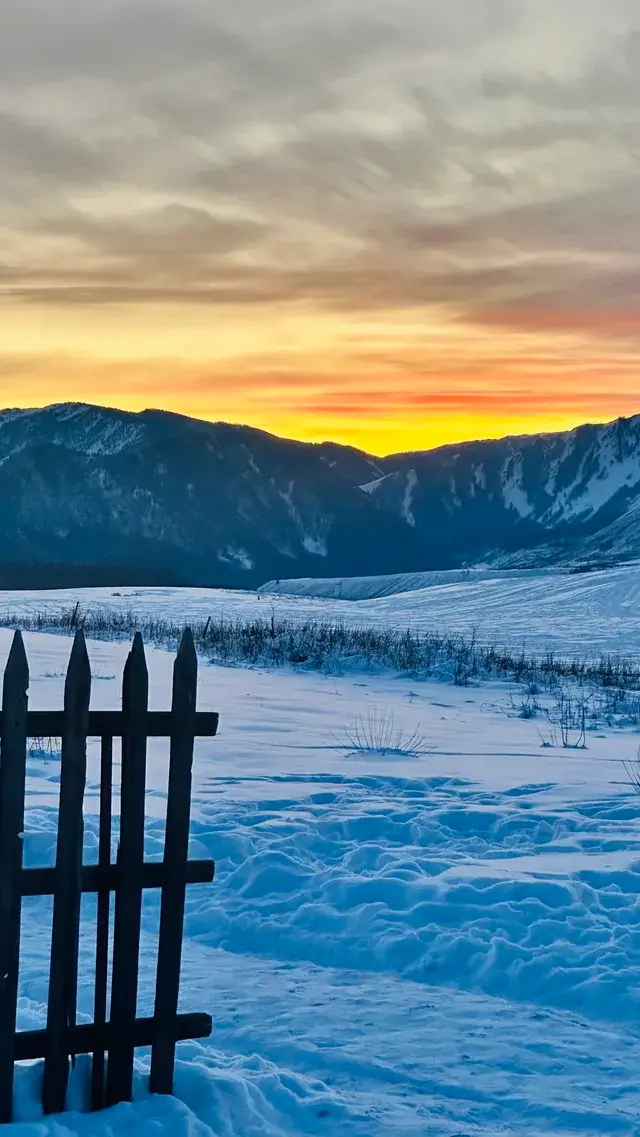 禾木落日太美了我不願你錯過冬季的禾木 禾木落日太美了我不願你錯過冬季的禾木