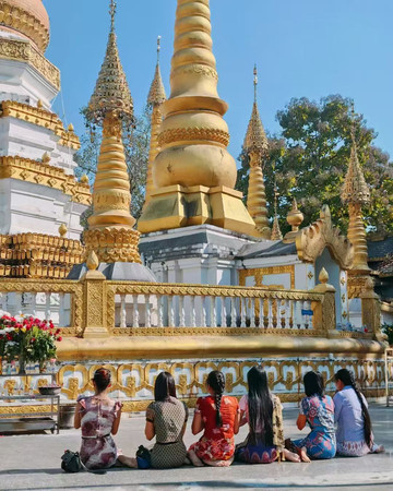 瑞麗必見スポット ジェレ金塔総仏寺 金色に輝く仏国の聖地 | Trip.com 瑞麗