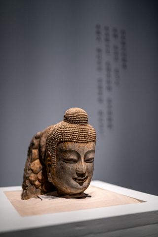 千年を超える神秘の微笑み｜広州芸博院青州仏像展は必見