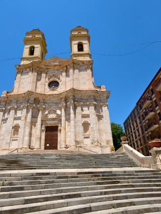 Cruise docking | Sardinia Cagliari stroll